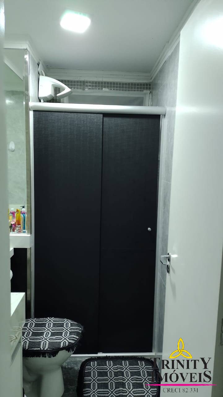 Apartamento à venda com 2 quartos, 60m² - Foto 23