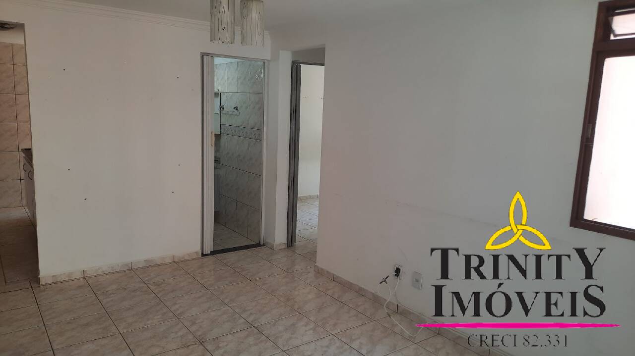 Apartamento à venda com 2 quartos, 40m² - Foto 9