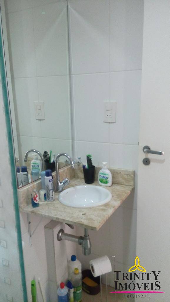 Apartamento à venda com 3 quartos, 74m² - Foto 10