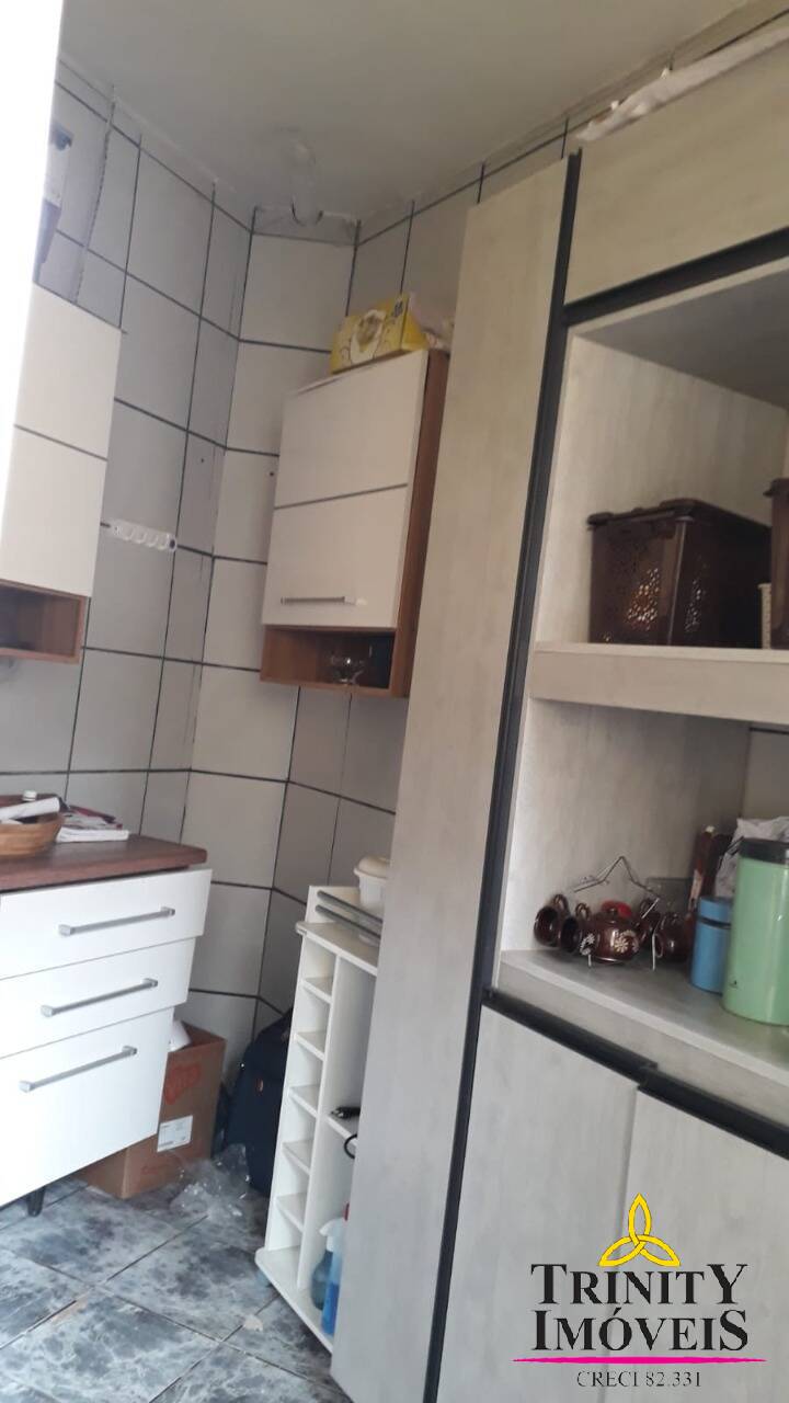 Casa à venda com 3 quartos, 120m² - Foto 17