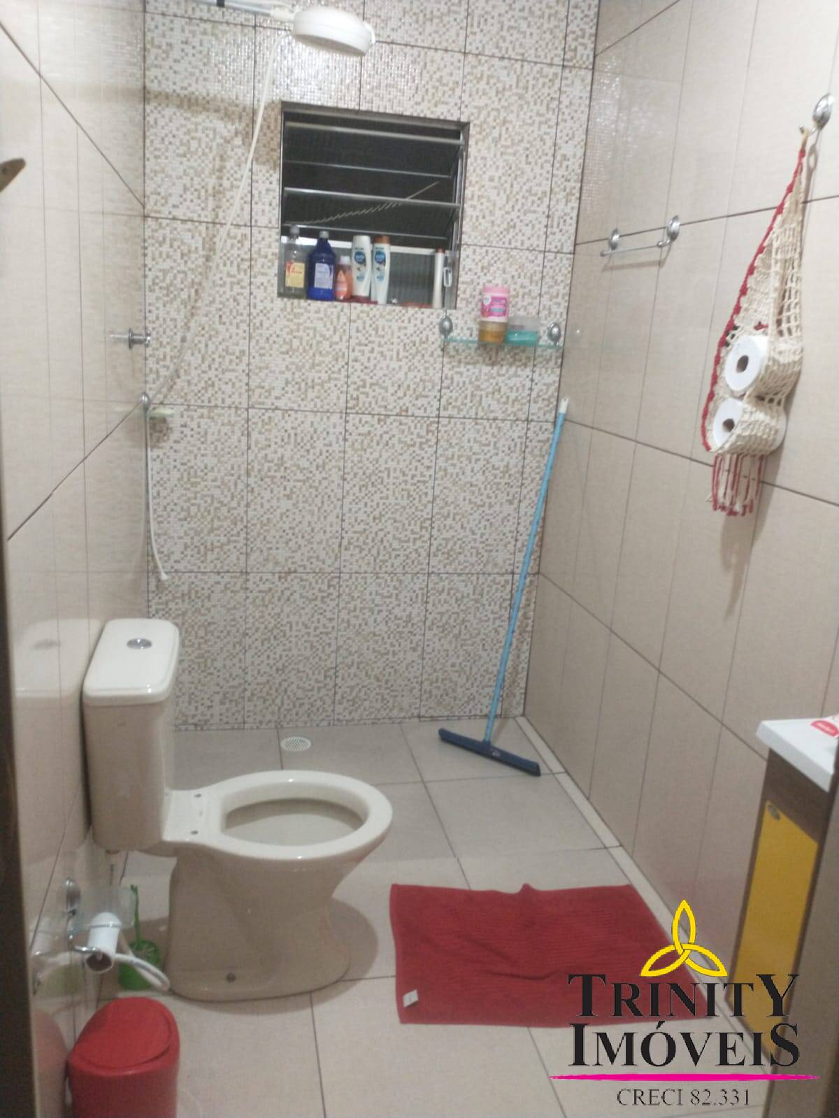 Apartamento à venda com 2 quartos, 75m² - Foto 1