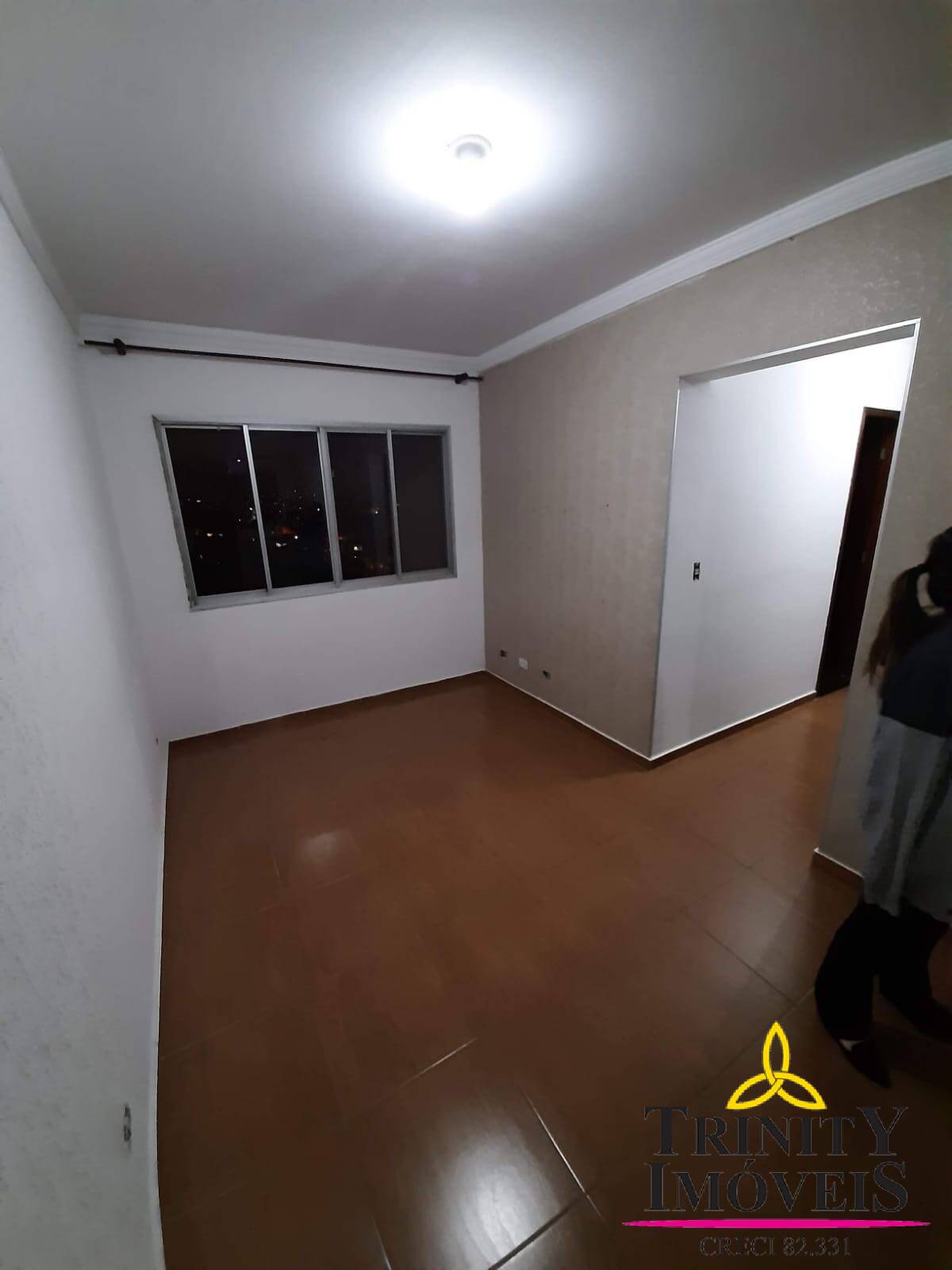 Apartamento à venda com 2 quartos, 60m² - Foto 2