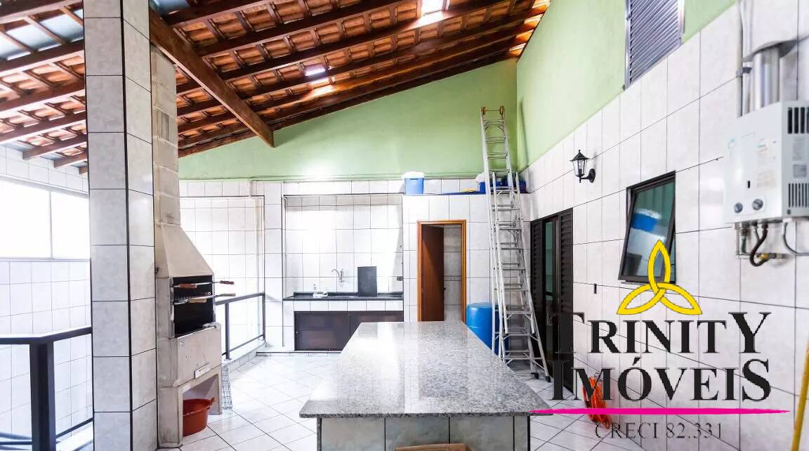 Casa à venda com 5 quartos, 248m² - Foto 13