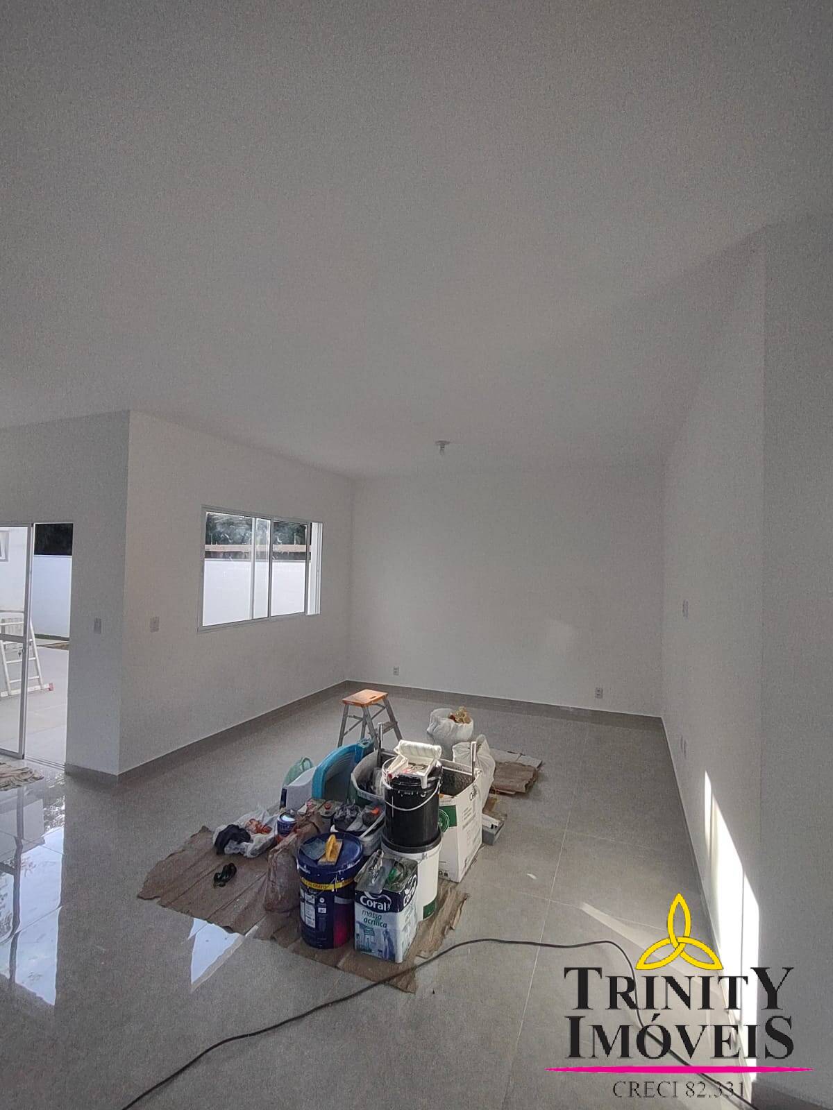 Casa à venda com 3 quartos, 160m² - Foto 1