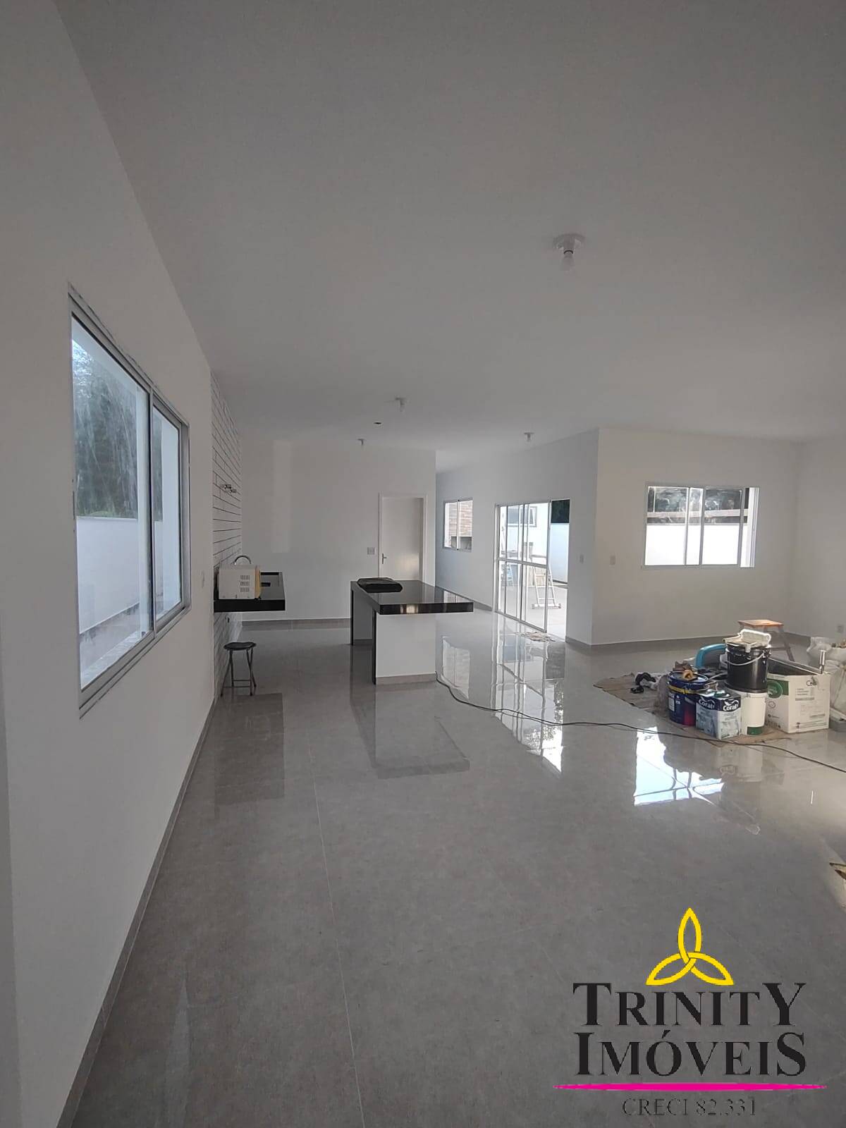 Casa à venda com 3 quartos, 160m² - Foto 3