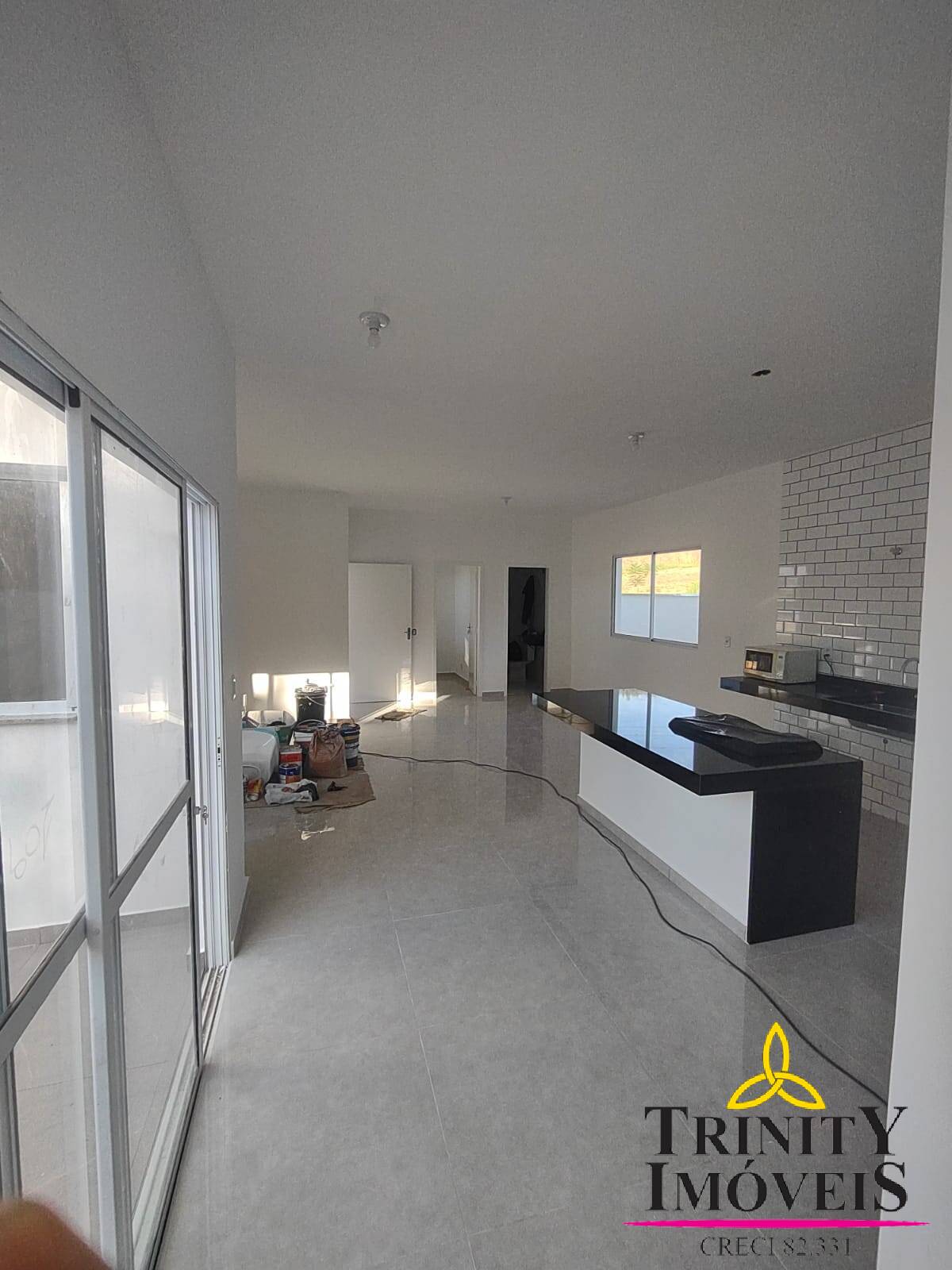 Casa à venda com 3 quartos, 160m² - Foto 2