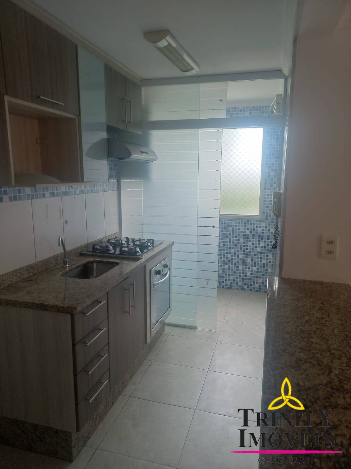 Apartamento à venda com 2 quartos, 45m² - Foto 2