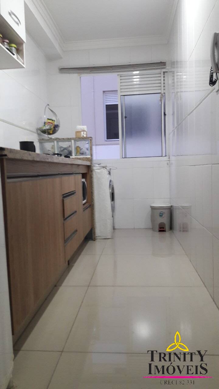 Apartamento à venda e aluguel com 2 quartos, 45m² - Foto 11