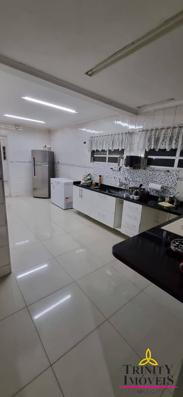 Casa à venda com 5 quartos, 403m² - Foto 9