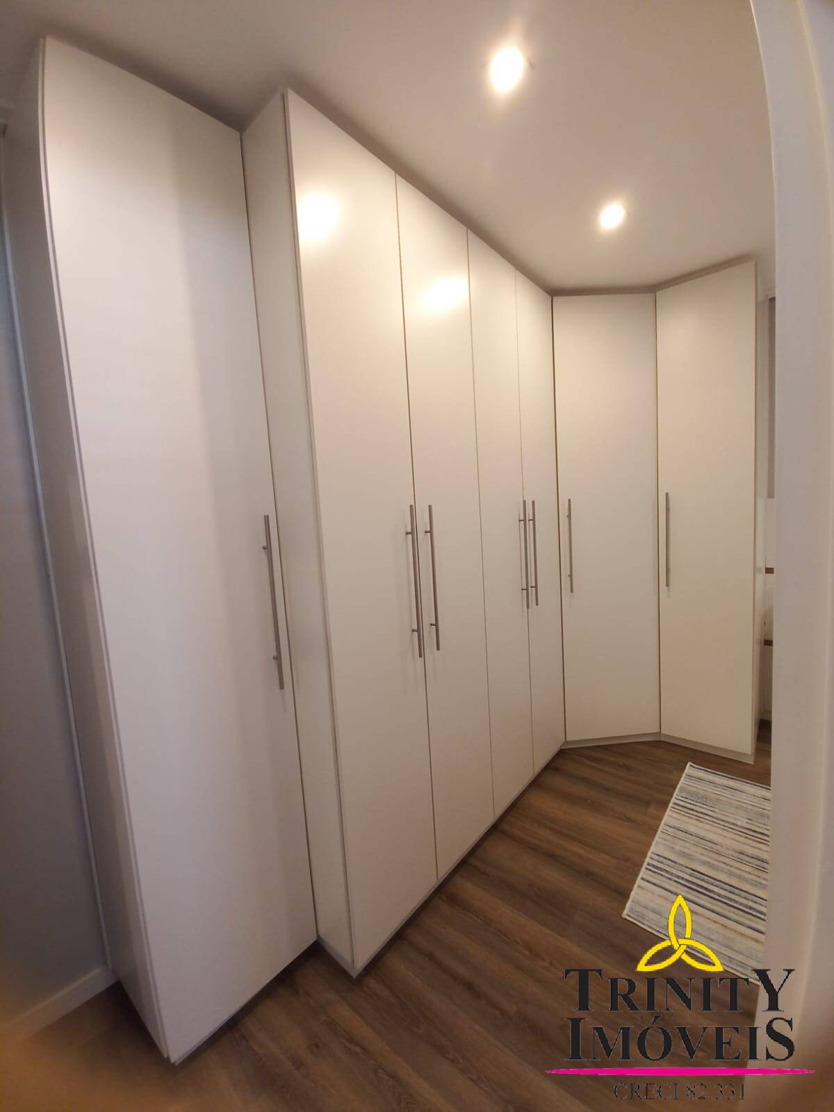 Apartamento à venda com 2 quartos, 67m² - Foto 20