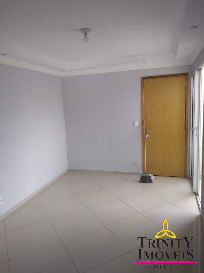 Apartamento à venda com 2 quartos, 47m² - Foto 2