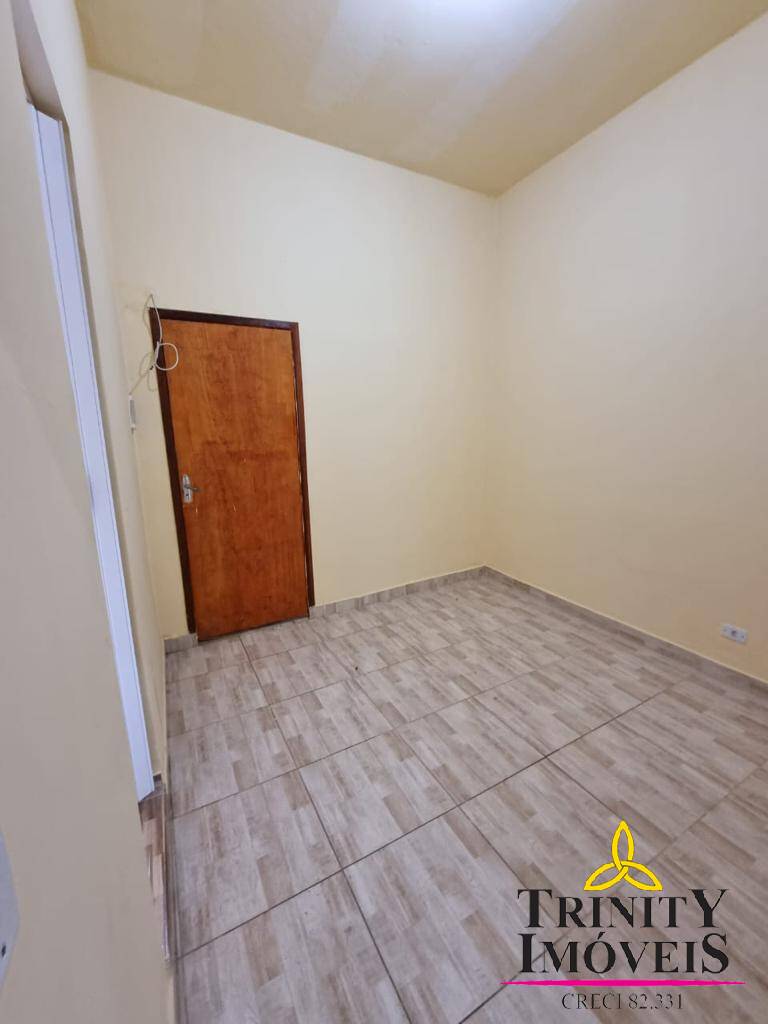 Casa à venda com 4 quartos, 360m² - Foto 15