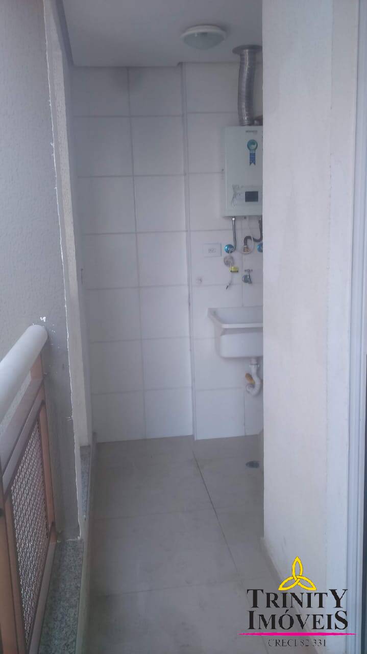 Apartamento à venda com 1 quarto, 38m² - Foto 4