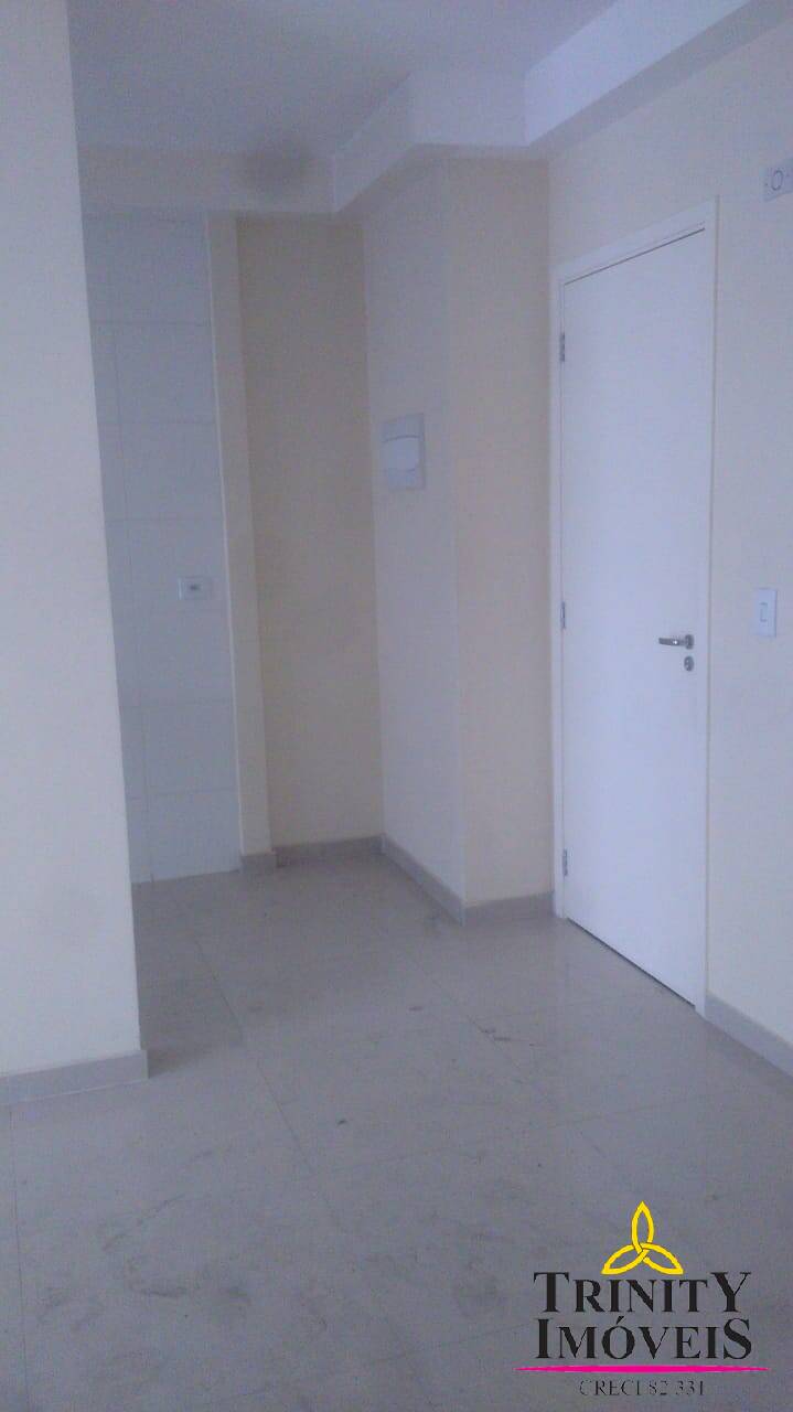 Apartamento à venda com 1 quarto, 38m² - Foto 1