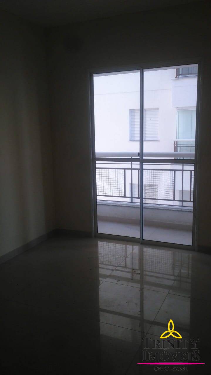 Apartamento à venda com 1 quarto, 38m² - Foto 2