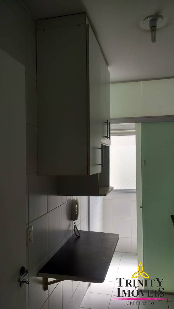 Apartamento à venda com 2 quartos, 47m² - Foto 2