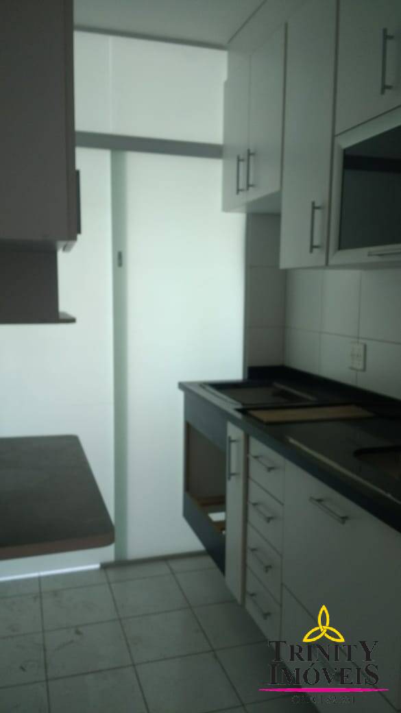 Apartamento à venda com 2 quartos, 47m² - Foto 4