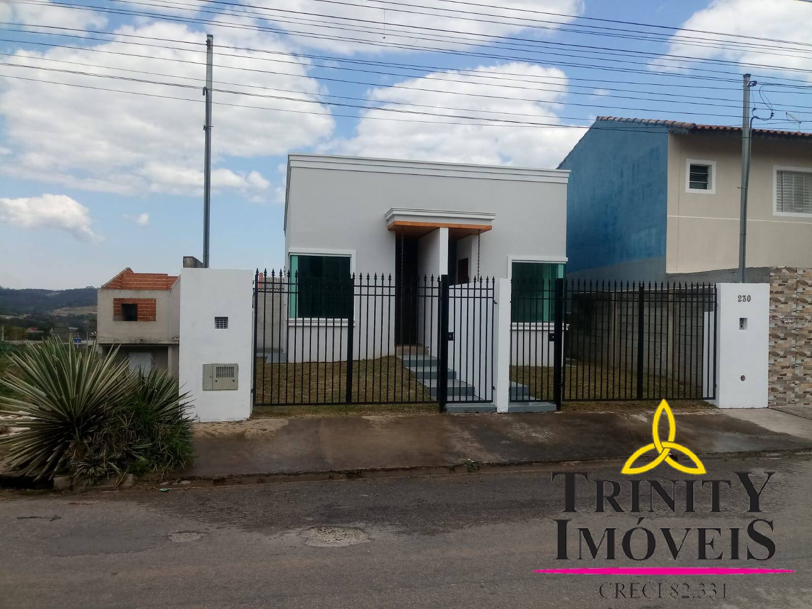 Casa à venda com 2 quartos, 80m² - Foto 5