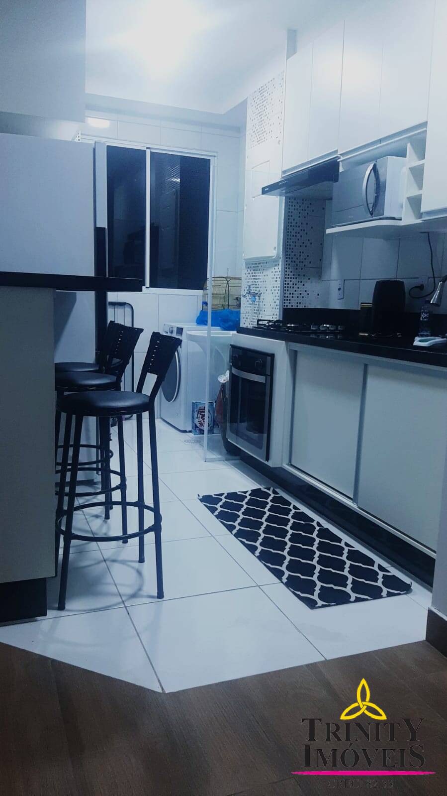 Apartamento à venda com 2 quartos, 43m² - Foto 2