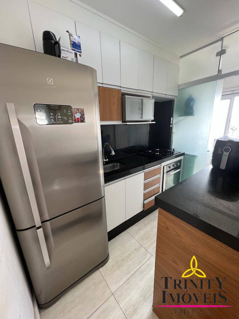 Apartamento à venda com 2 quartos, 47m² - Foto 4