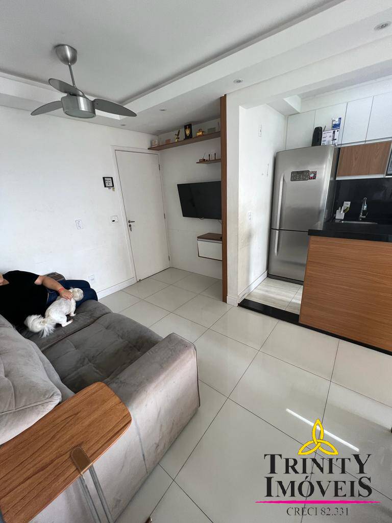 Apartamento à venda com 2 quartos, 47m² - Foto 6