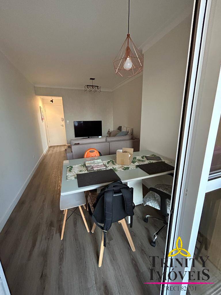 Apartamento à venda com 3 quartos, 73m² - Foto 10