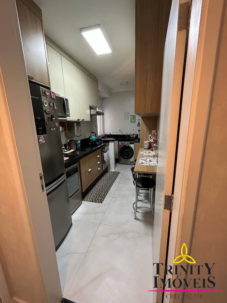 Apartamento à venda com 3 quartos, 73m² - Foto 11