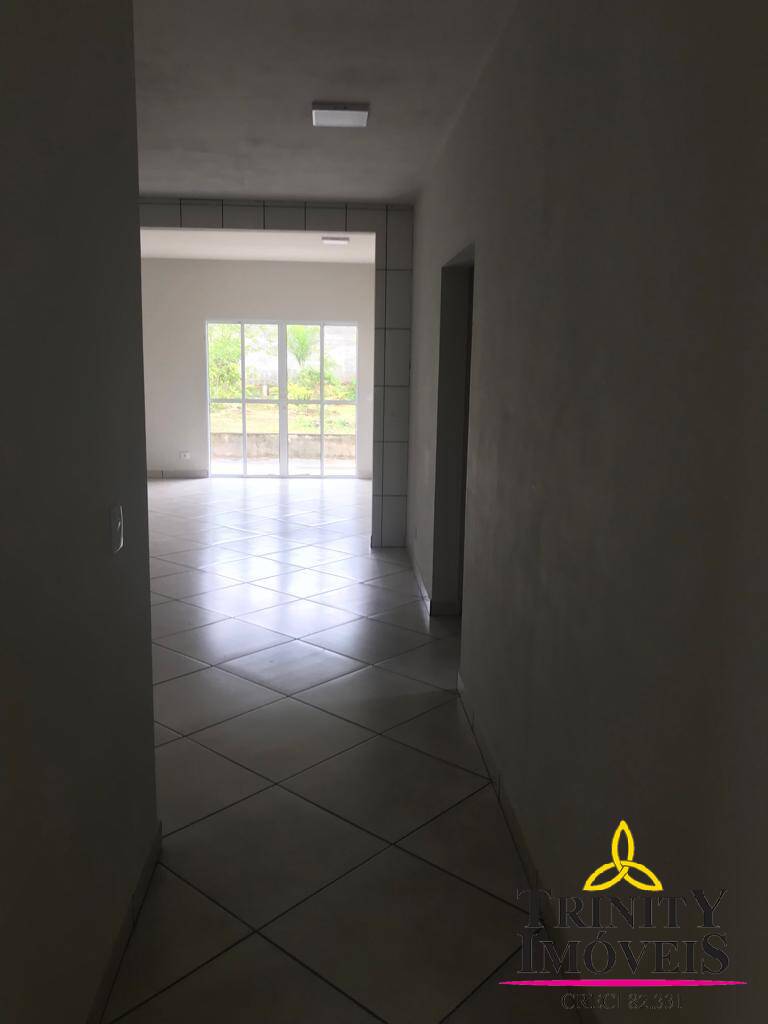 Casa à venda com 2 quartos, 140m² - Foto 13