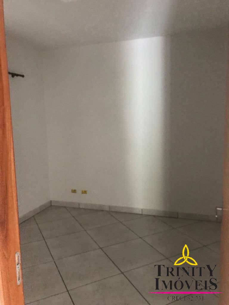 Casa à venda com 2 quartos, 140m² - Foto 15