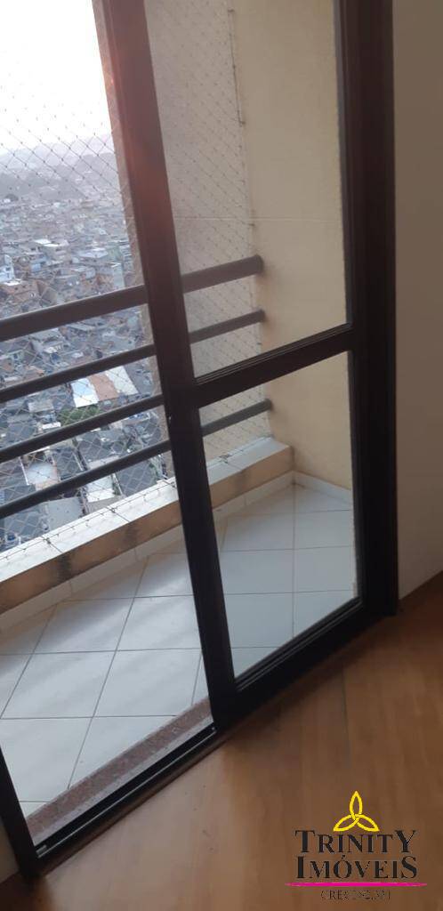 Apartamento à venda com 2 quartos, 59m² - Foto 2