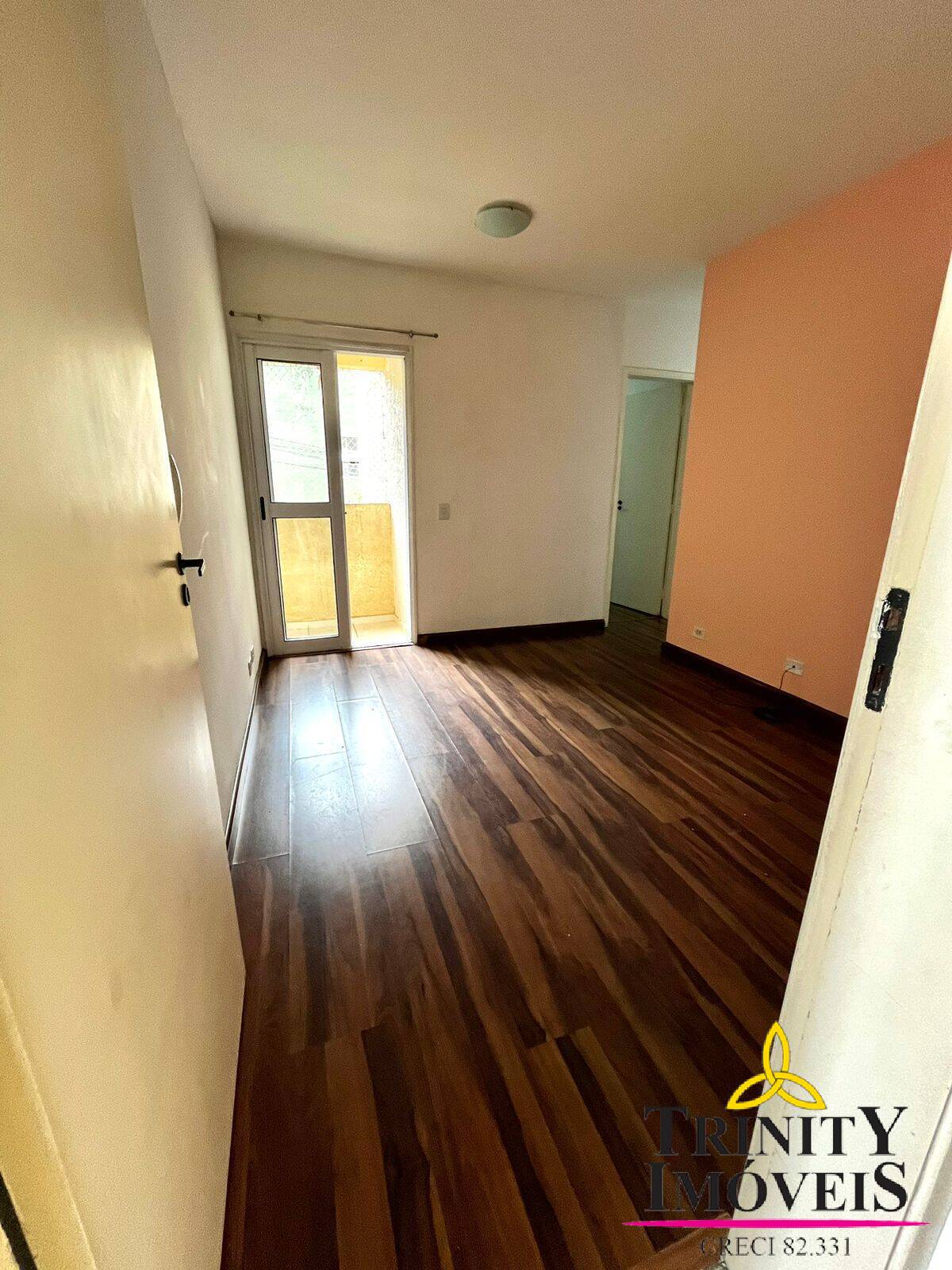 Apartamento à venda com 2 quartos, 44m² - Foto 2