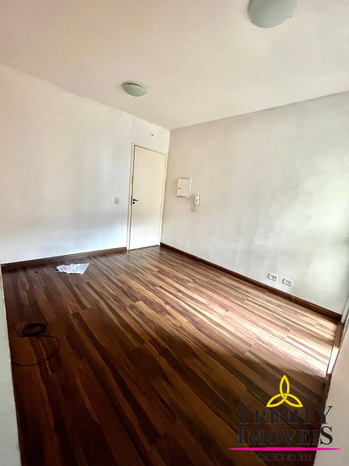 Apartamento à venda com 2 quartos, 44m² - Foto 10