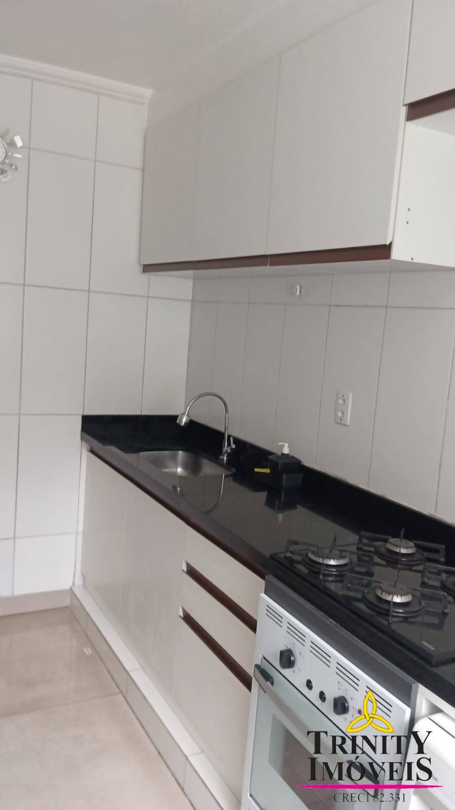 Casa à venda com 2 quartos, 47m² - Foto 5